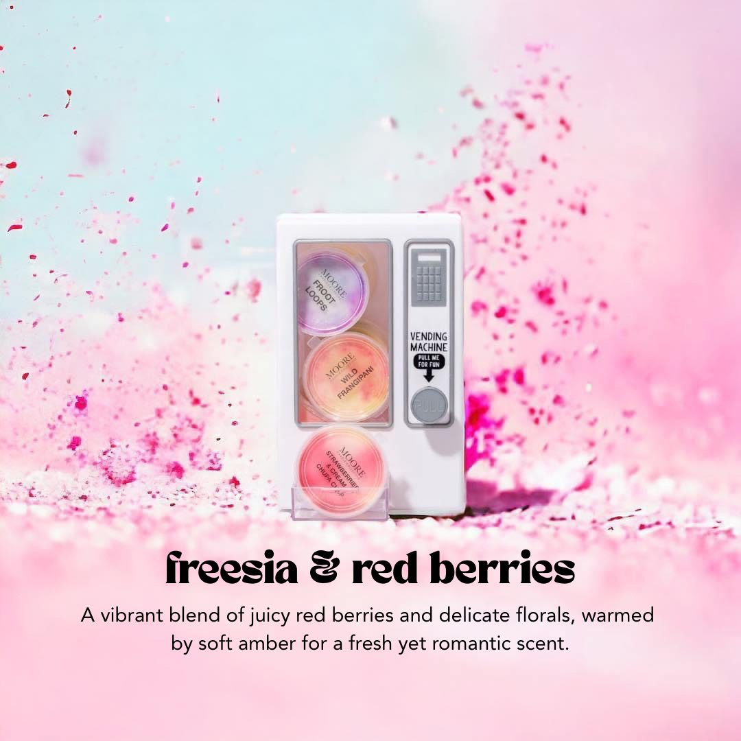 FREESIA & RED BERRIES **NEW** image 0