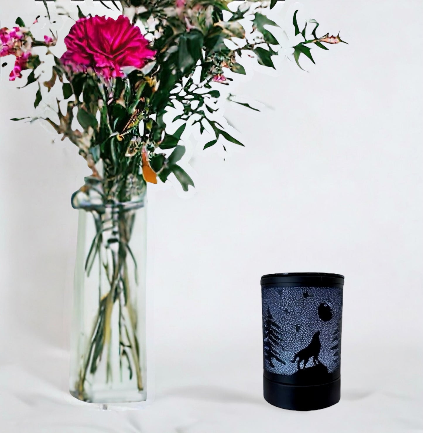 Electric Burner + 6 FREE Soy Melts - Full Moon Black image